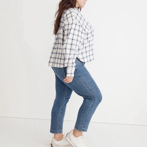 Madewell Plus Size Flannel Hartfield Crop Boxy Shirt in Windowpane - Picture 2 of 8